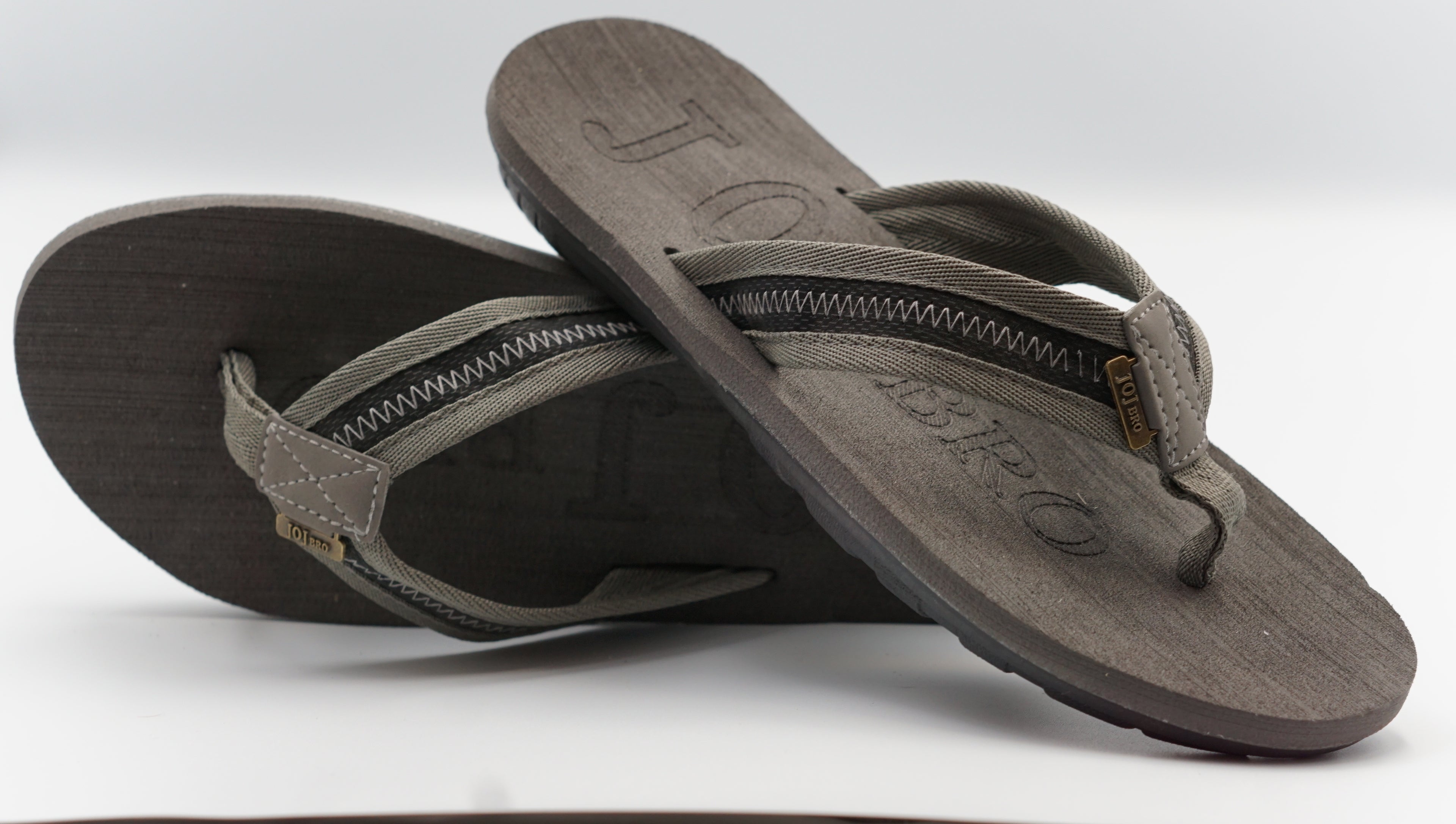 CASE of 30 pairs MIX 3 COLORS 5 SIZES Men’s Flip Flops Soft Cushion waterproof
